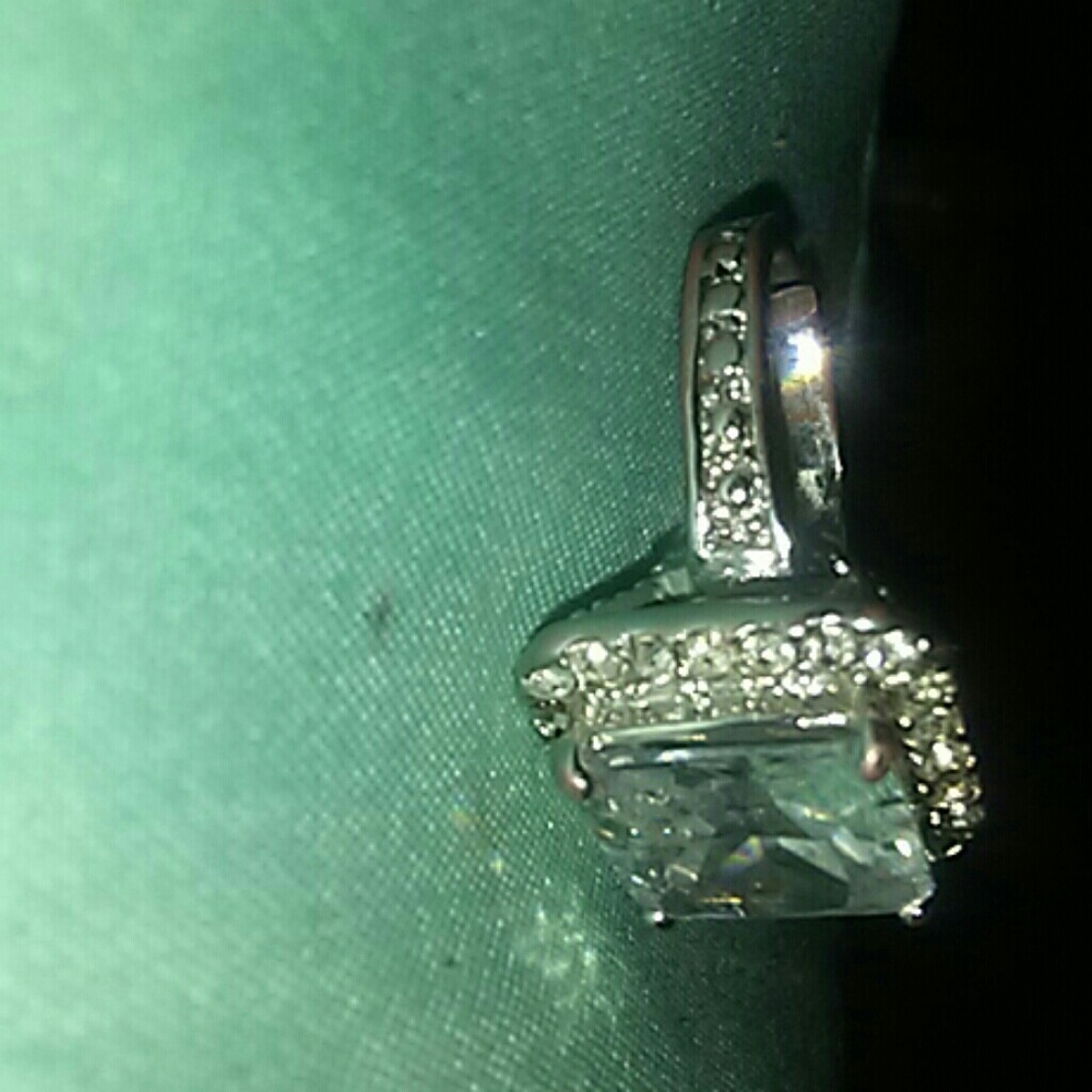 Beautiful diamond ring
